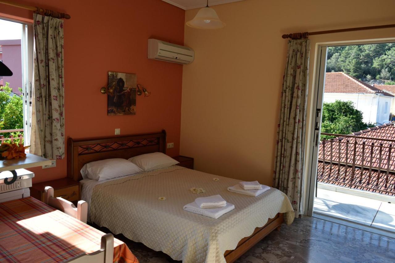 Stamoulis Apartments Agia Efimia ภายนอก รูปภาพ